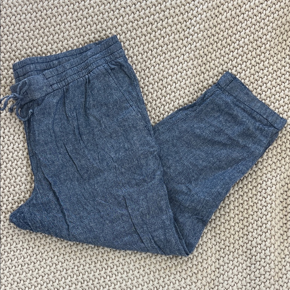 Old Navy Heathered Blue linen feel Cropped Pants